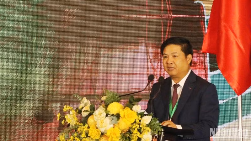 Bí thư Tỉnh ủy Quảng Nam Lương Nguyễn Minh Triết phát biểu tại hội nghị. Bí thư Tỉnh ủy Quảng Nam Lương Nguyễn Minh Triết phát biểu tại hội nghị.