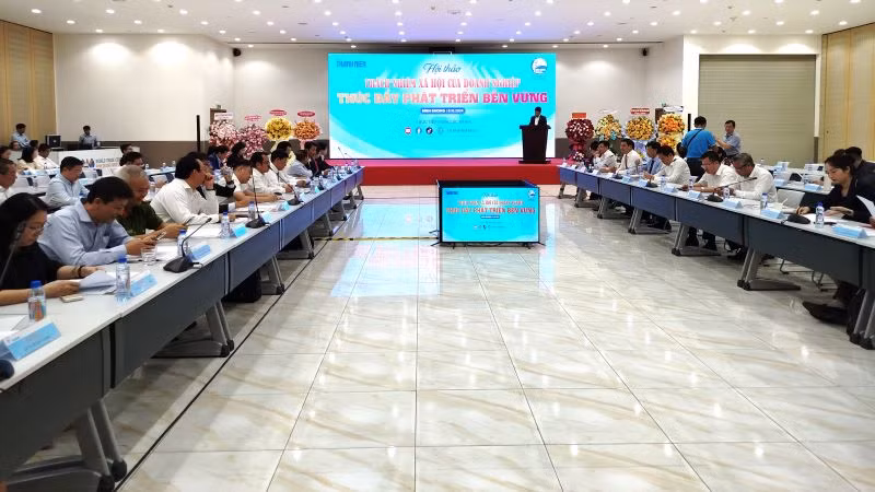 Toàn cảnh buổi hội thảo.