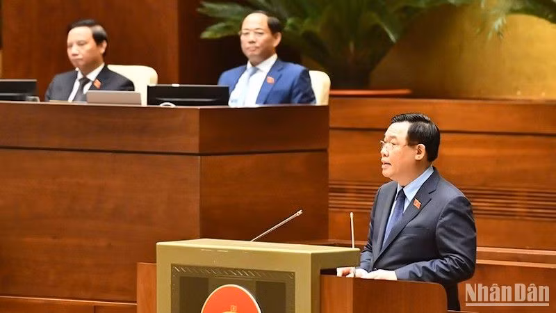 Chủ tịch Quốc hội Vương Đình Huệ phát biểu kết thúc phiên chất vấn và trả lời chất vấn, ngày 8/6/2023.