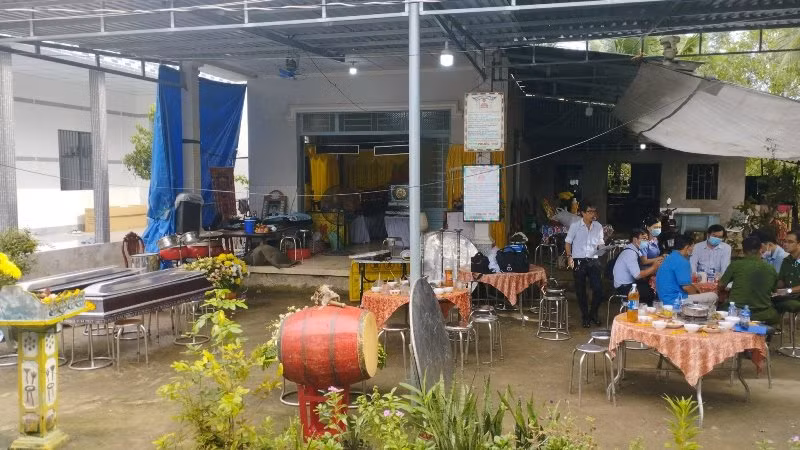 Cơ quan công an và ngành chức năng điều tra nguyên nhân vụ việc.