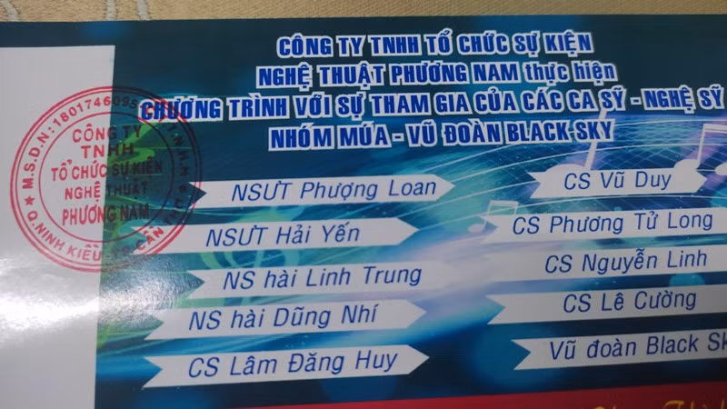 Vé xem chương trình biểu diễn nghệ thuật.