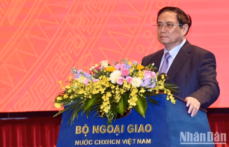 Thủ tướng Phạm Minh Chính phát biểu chỉ đạo Hội nghị. Thủ tướng Phạm Minh Chính phát biểu chỉ đạo Hội nghị.