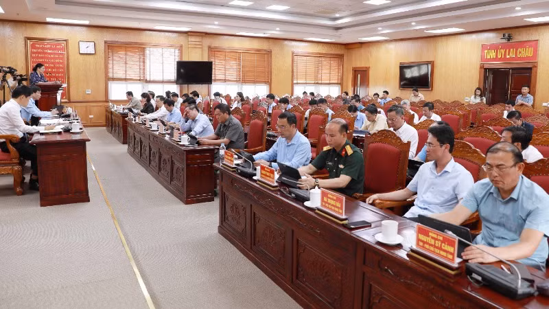 Ban Chấp hành Đảng bộ tỉnh Lai Châu họp cho ý kiến vào dự thảo đề án sắp xếp tinh gọn bộ máy.
