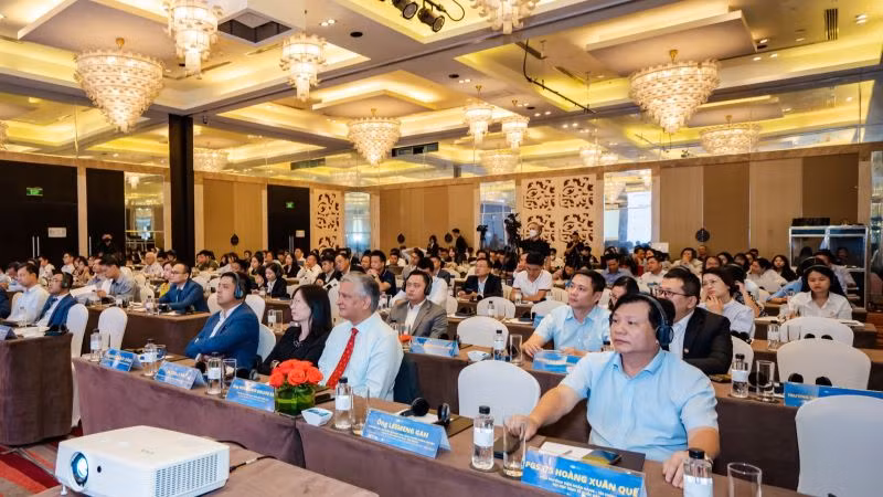 Toàn cảnh hội thảo. Toàn cảnh hội thảo.