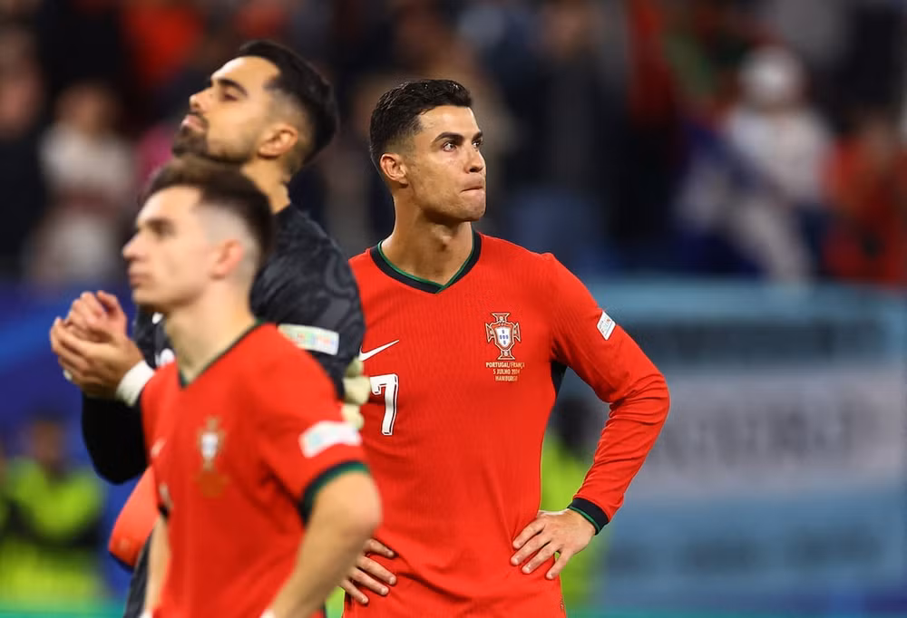 Ronaldo không thể có cho mình bất cứ bàn thắng nào tại kỳ Euro năm nay. Ảnh: Reuters.
