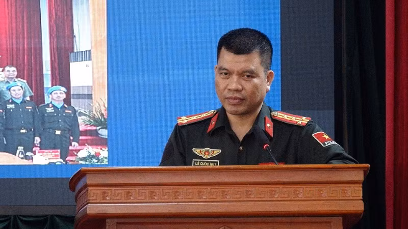Đại tá Lê Quốc Huy chia sẻ tại tọa đàm. Đại tá Lê Quốc Huy chia sẻ tại tọa đàm.