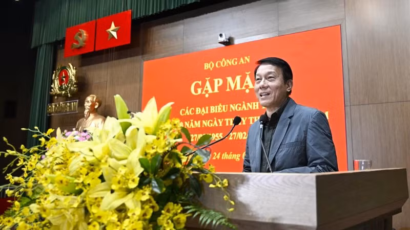 Bộ trưởng Lương Tam Quang phát biểu tại buổi gặp mặt. Bộ trưởng Lương Tam Quang phát biểu tại buổi gặp mặt.