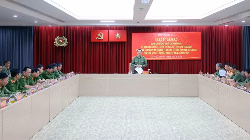 Họp báo quý I/2025.