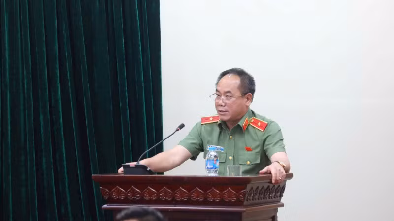 Thiếu tướng Nguyễn Thanh Tùng, Giám đốc Công an thành phố Hà Nội phát biểu kết luận hội nghị.
