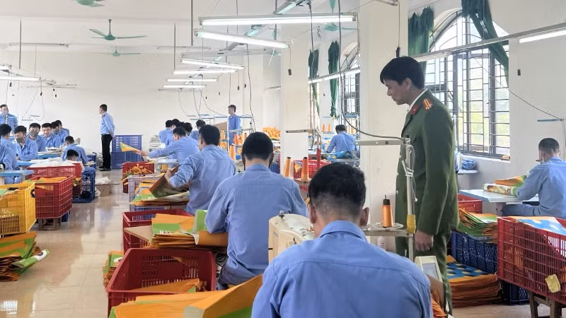 Khu vực học nghề của cơ sở cai nghiện. Khu vực học nghề của cơ sở cai nghiện.