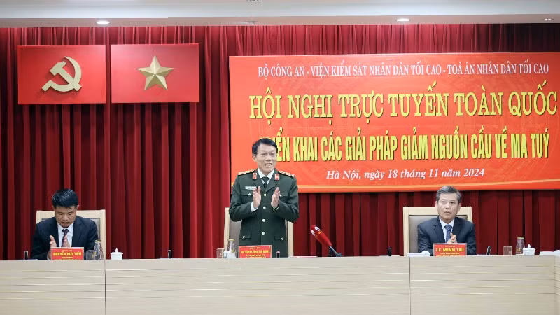 Hội nghị trực tuyến toàn quốc triển khai các giải pháp giảm nguồn cầu về ma túy.