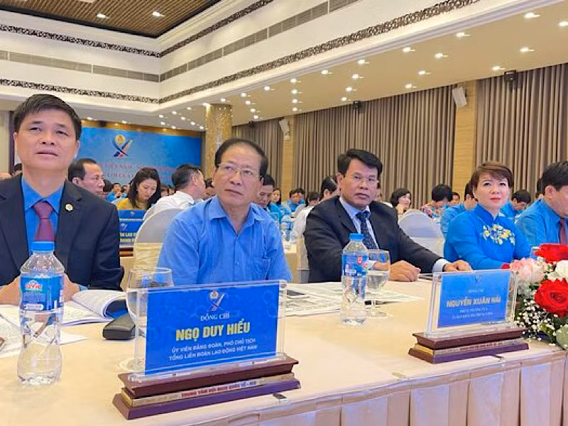 Đại biểu dự Đại hội.