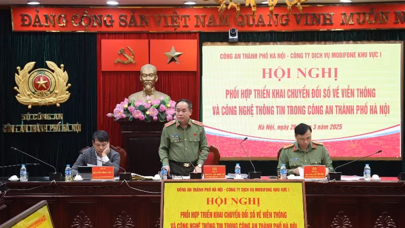Thiếu tướng Nguyễn Thanh Tùng, Giám đốc Công an thành phố chủ trì hội nghị. Thiếu tướng Nguyễn Thanh Tùng, Giám đốc Công an thành phố chủ trì hội nghị.