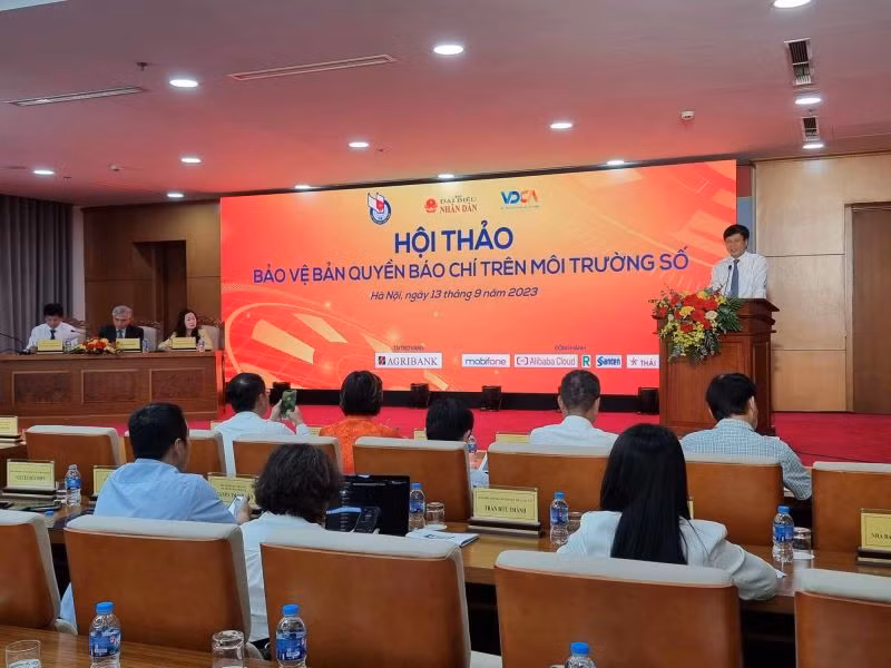 Quang cảnh hội thảo.