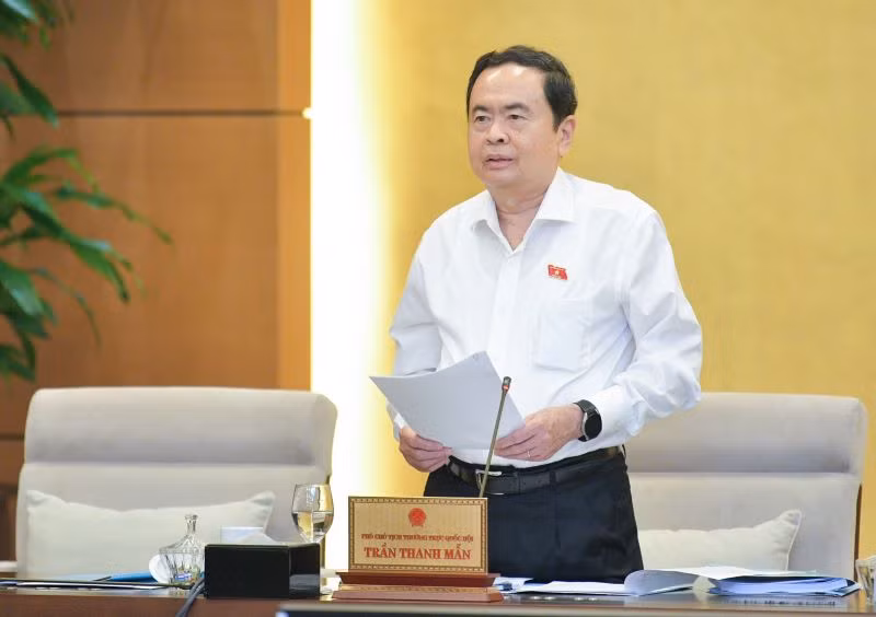 Phó Chủ tịch Thường trực Quốc hội Trần Thanh Mẫn kết luận phiên họp. Phó Chủ tịch Thường trực Quốc hội Trần Thanh Mẫn kết luận phiên họp.