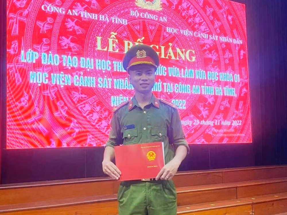Đại úy Trần Trung Hiếu. (Ảnh : Cổng thông tin Bộ Công an)