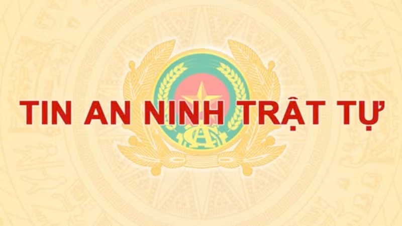 Công an Hà Nội tạm đình chỉ công tác hai cán bộ