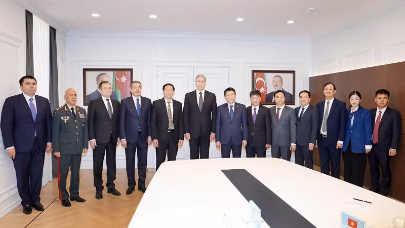 Đoàn đại biểu Bộ Công an Việt Nam hội đàm với Bộ Nội vụ Azerbaijan. Đoàn đại biểu Bộ Công an Việt Nam hội đàm với Bộ Nội vụ Azerbaijan.