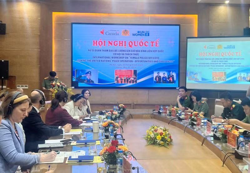 Các đại biểu tham dự hội nghị quốc tế.