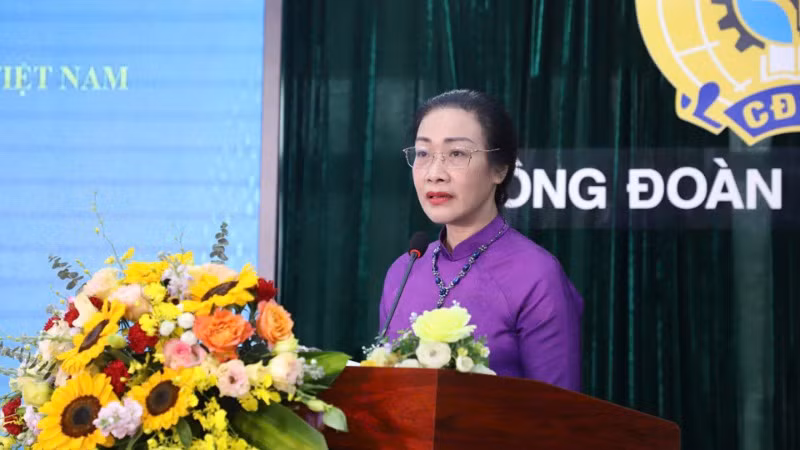 Chủ tịch Công đoàn Y tế Việt Nam Phạm Thanh Bình phát biểu khai mạc.