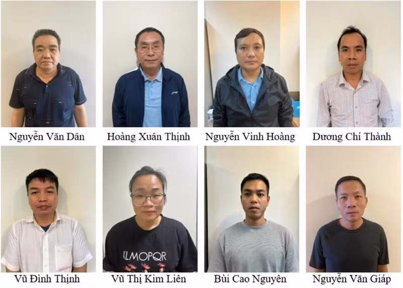 8 bị can trong vụ án. 8 bị can trong vụ án.