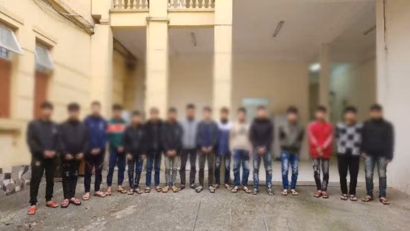 Nhóm đối tượng bị tạm giữ.