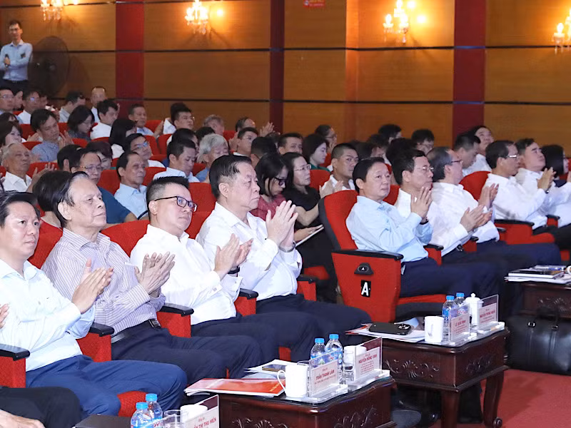 Các đại biểu dự Hội nghị giao ban báo chí. Các đại biểu dự Hội nghị giao ban báo chí.