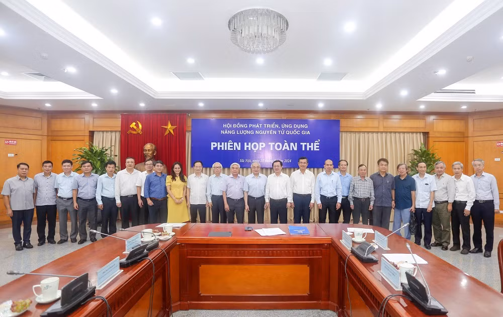 Các đại biểu tham dự phiên họp. Các đại biểu tham dự phiên họp.