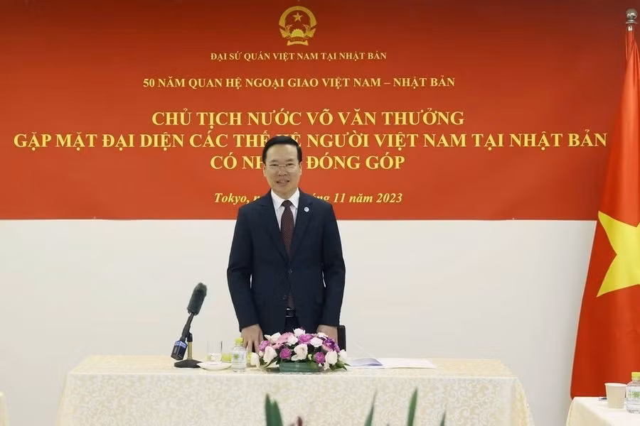 Chủ tịch nước Võ Văn Thưởng phát biểu tại buổi gặp mặt đại diện các thế hệ người Việt Nam tại Nhật Bản.
