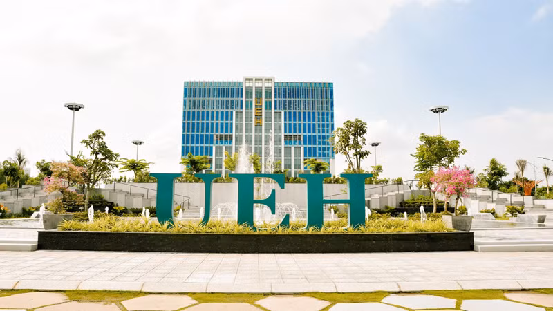Đại học Kinh tế Thành phố Hồ Chí Minh. Đại học Kinh tế Thành phố Hồ Chí Minh.