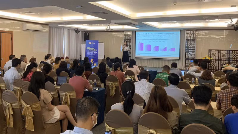 Quang cảnh Hội thảo. Quang cảnh Hội thảo.