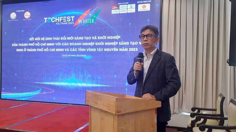 Giám đốc Sở Khoa học và Công nghệ Thành phố Hồ Chí Minh Nguyễn Việt Dũng phát biểu tại Hội nghị.