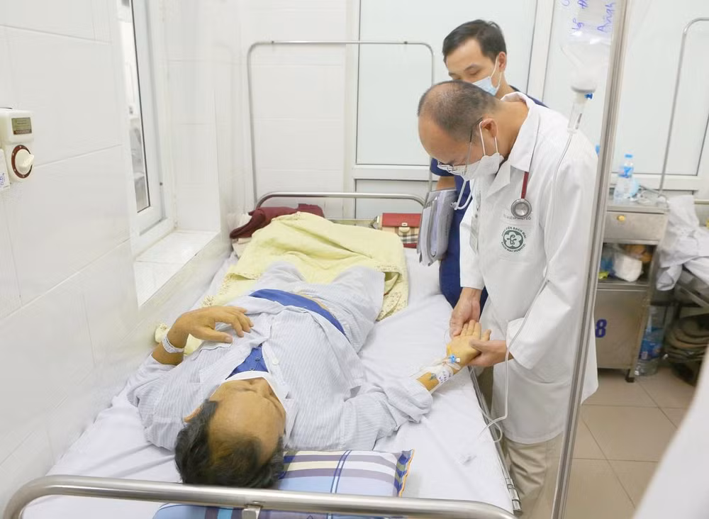 Bệnh nhân mắc viêm gan B điều trị tại Bệnh viện Bạch Mai.