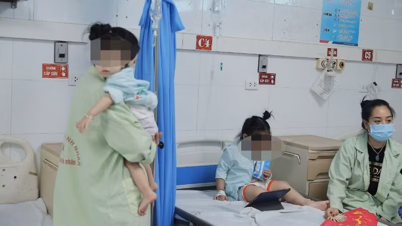 Bộ Y tế lưu ý các cơ sở y tế có giải pháp bảo đảm an toàn cho người bệnh thuộc nhóm có nguy cơ cao.