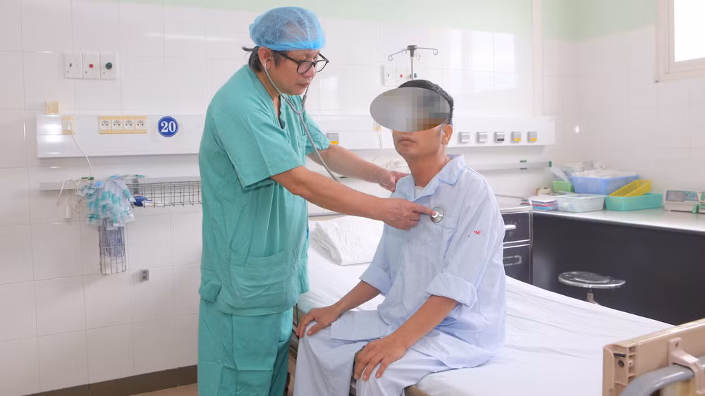 Bệnh nhân đang dần bình phục sức khỏe.