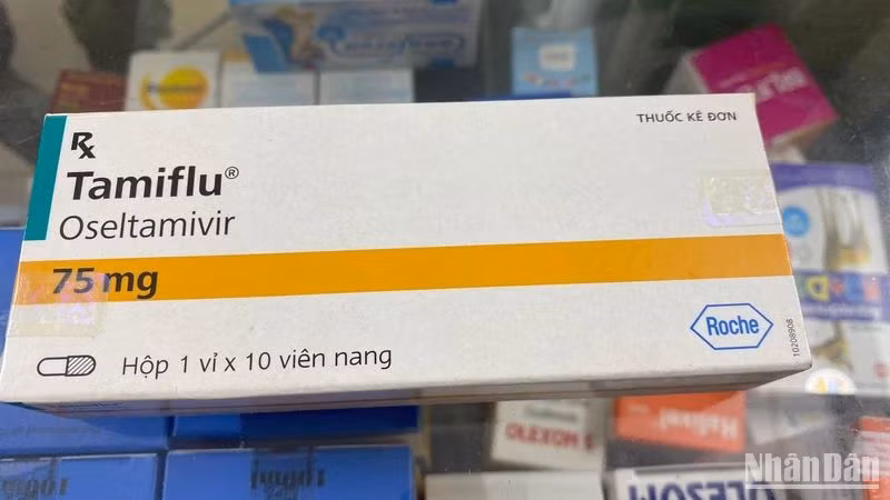 Thuốc Tamiflu chữa cảm cúm vẫn bình ổn giá. 