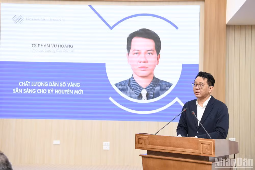 Tiến sĩ Phạm Vũ Hoàng, Phó Cục trưởng Cục Dân số (Bộ Y tế). Tiến sĩ Phạm Vũ Hoàng, Phó Cục trưởng Cục Dân số (Bộ Y tế).