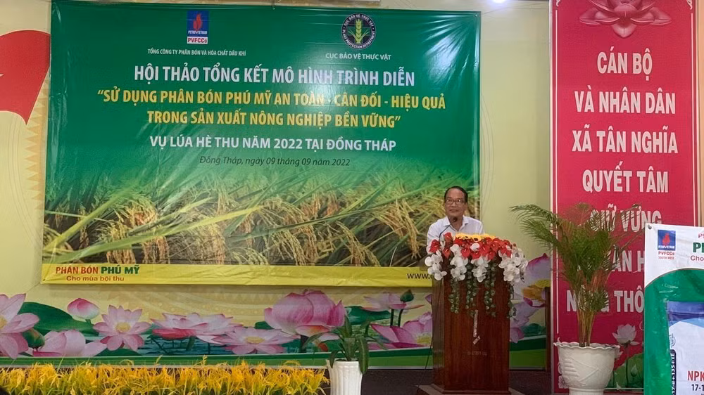 Ông Lê Văn Thiệt-Phó Cục trưởng Cục Bảo vệ thực vật phát biểu tại hội thảo.
