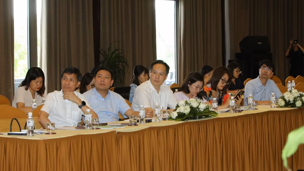 Các đại biểu tham dự hội thảo. Các đại biểu tham dự hội thảo.