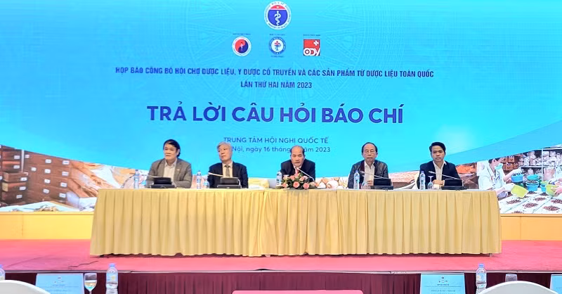 Ban tổ chức cung cấp thông tin về hội chợ dược liệu, y dược cổ truyền toàn quốc. 