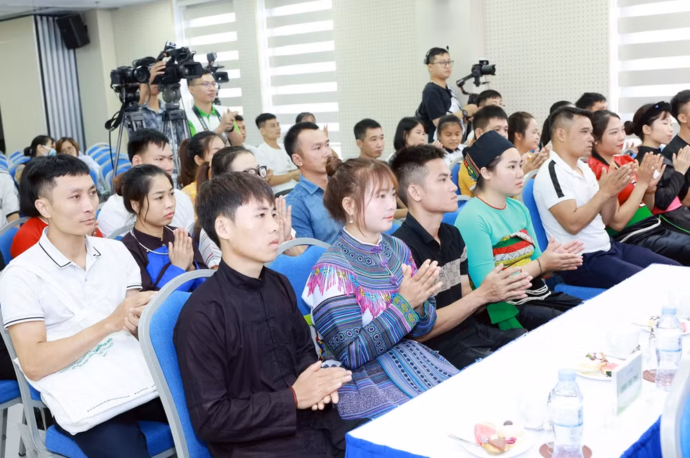 Các gia đình nhận hỗ trợ miễn phí 100% chi phí thực hiện IVF năm 2024.