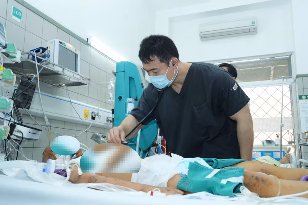 Giáo sư, Tiến sĩ Hashimoto đề xuất tìm thêm nấm, nhất là ở những ngày điều trị sau rất quan trọng. Giáo sư, Tiến sĩ Hashimoto đề xuất tìm thêm nấm, nhất là ở những ngày điều trị sau rất quan trọng.