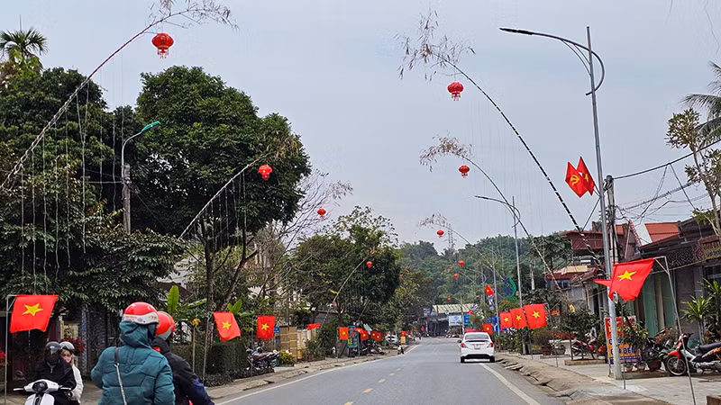 Một góc khu dân cư ở huyện Lang Chánh.