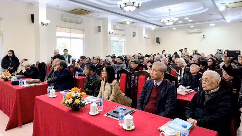 Quang cảnh Lễ kỷ niệm 100 năm Ngày sinh nhà văn Nguyễn Đình Thi.