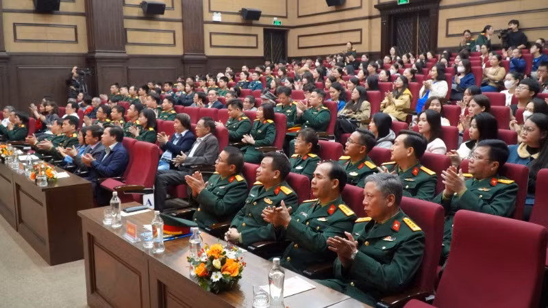 Tuần phim nhận được sự quan tâm của các cơ quan đơn vị trong và ngoài quân đội cùng đông đảo khán giả.