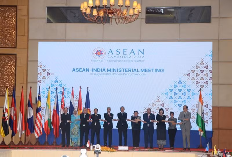 Bộ trưởng Ngoại giao ASEAN gặp đối tác Ấn Độ.