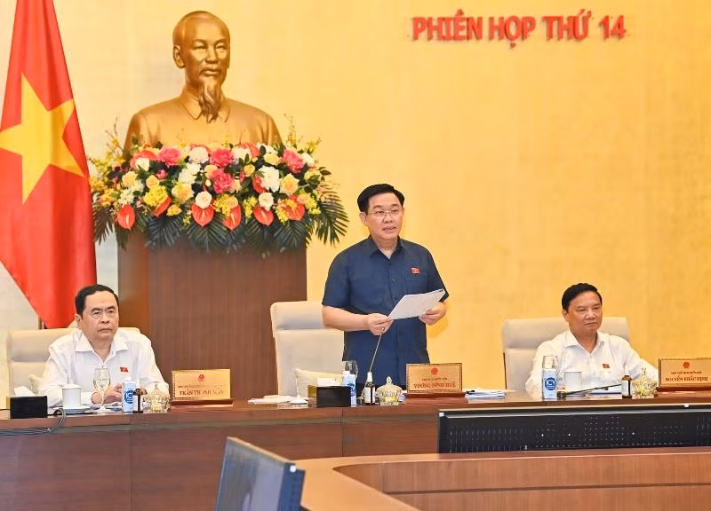 Chủ tịch Quốc hội Vương Đình Huệ phát biểu bế mạc phiên họp thứ 14 Ủy ban Thường vụ Quốc hội.