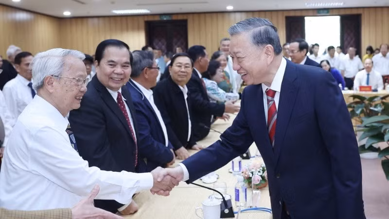 Tổng Bí thư Tô Lâm và các đại biểu. (Ảnh: TTXVN)