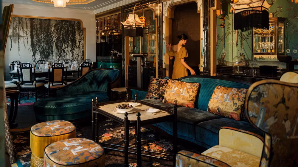 Mỗi căn phòng tại Capella Hanoi đều độc đáo và mang dấu ấn của kiến trúc Art Deco sang trọng.