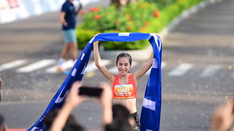 Bùi Thị Thu Hà vô địch nữ tại VTV Phú Quốc Marathon 2025. Bùi Thị Thu Hà vô địch nữ tại VTV Phú Quốc Marathon 2025.